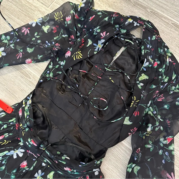 NEW Mac Duggal 67942 Lace Up Back Black Floral Gown Sz 0 - Picture 7 of 7